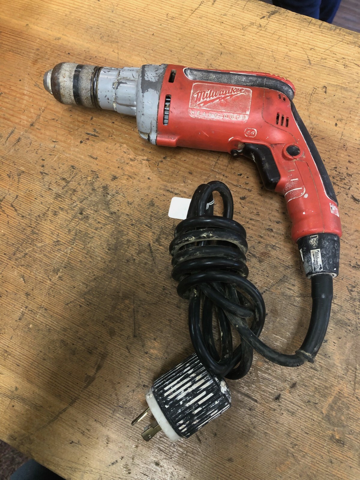 Milwaukee 0302-20 120V AC 1/2-Inch Magnum Drill 0-850 RPM NO SIDE HANDLE