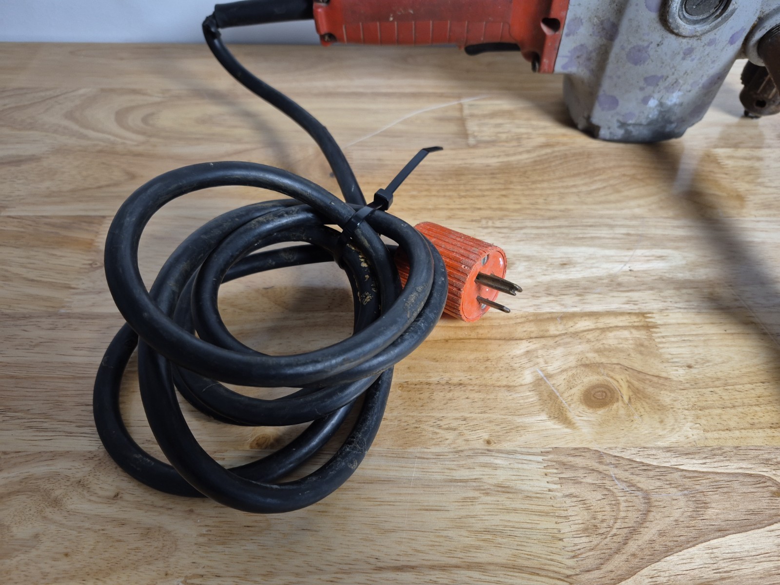 MILWAUKEE 1675-1 7.5AMP CORDED ½” HOLE HAWG RIGHT ANGLE DRILL