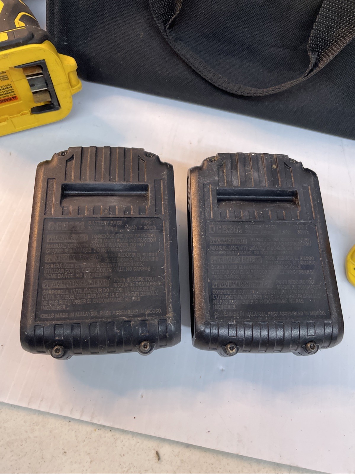 DeWalt DCD708 1/2&Prime; Drill Driver & DCF809 1/4&Prime; Impact Driver + Battery & Charger
