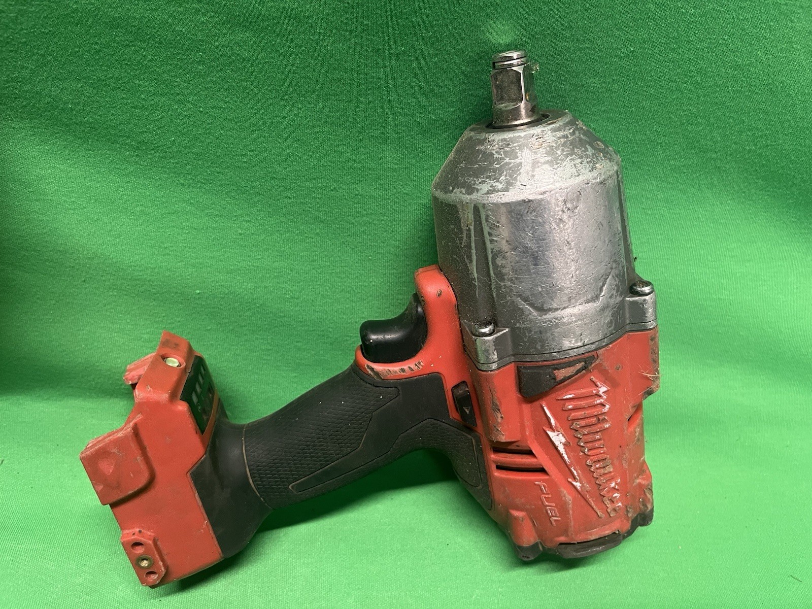 LOT 2 Milwaukee M18 FUEL 1/2&Prime; Impact Wrench 2763-20 2767-20 FOR PARTS OR REPAIR