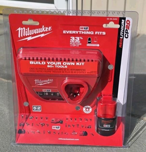 Milwaukee M12 2.0 Starter Kit Battery and Charger