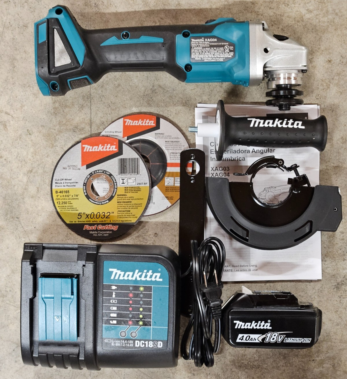 NEW Makita 18v LXT Brushless 4 1/2&Prime; – 5&Prime; Angle Grinder w/ 4aH Battery XAG04Z
