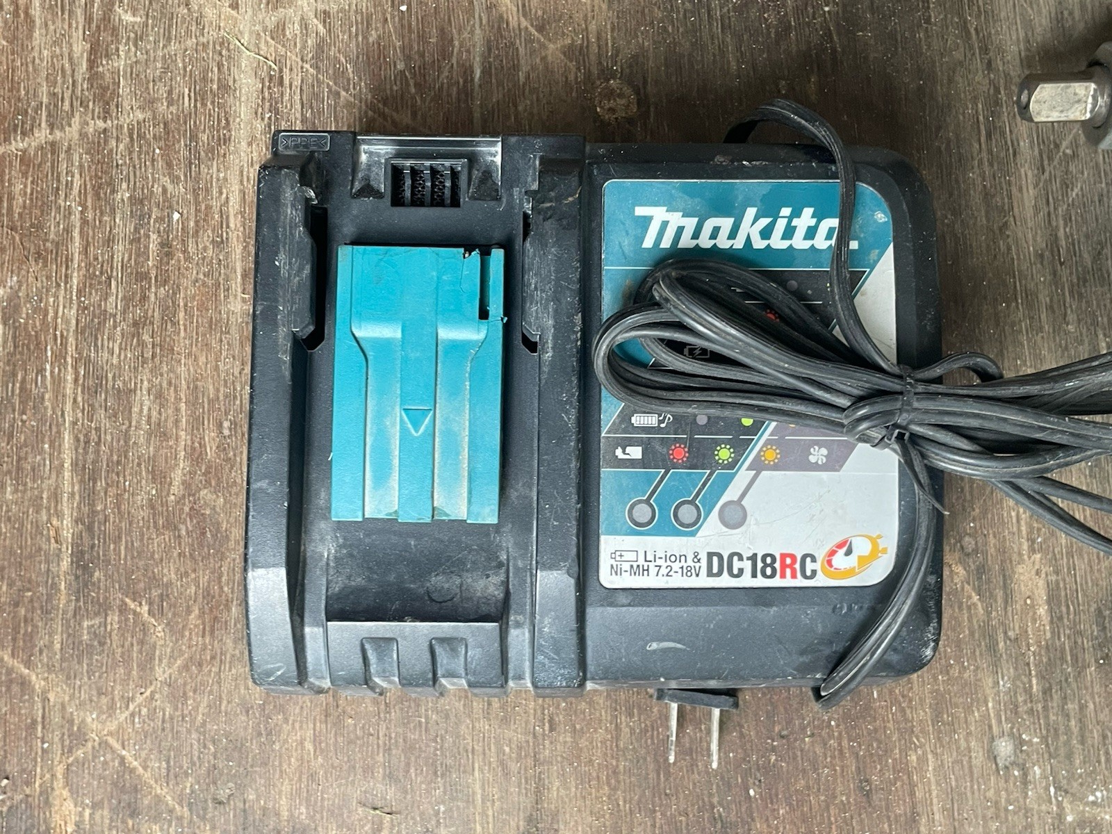 Makita XWT11 18V LXT Brushless 3-Speed 1/2 in Square Drive Impact Wrench Kit