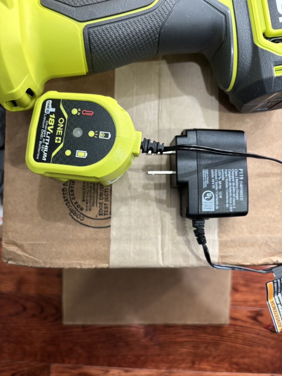 RYOBI PCL201K1 ONE+ 18V 3/8&Prime; Drill/Driver Kit 1.5 Ah Battery & Charger