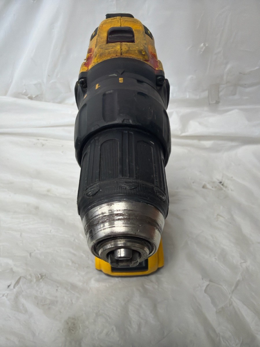 DEWALT DCD777 (P23017180)