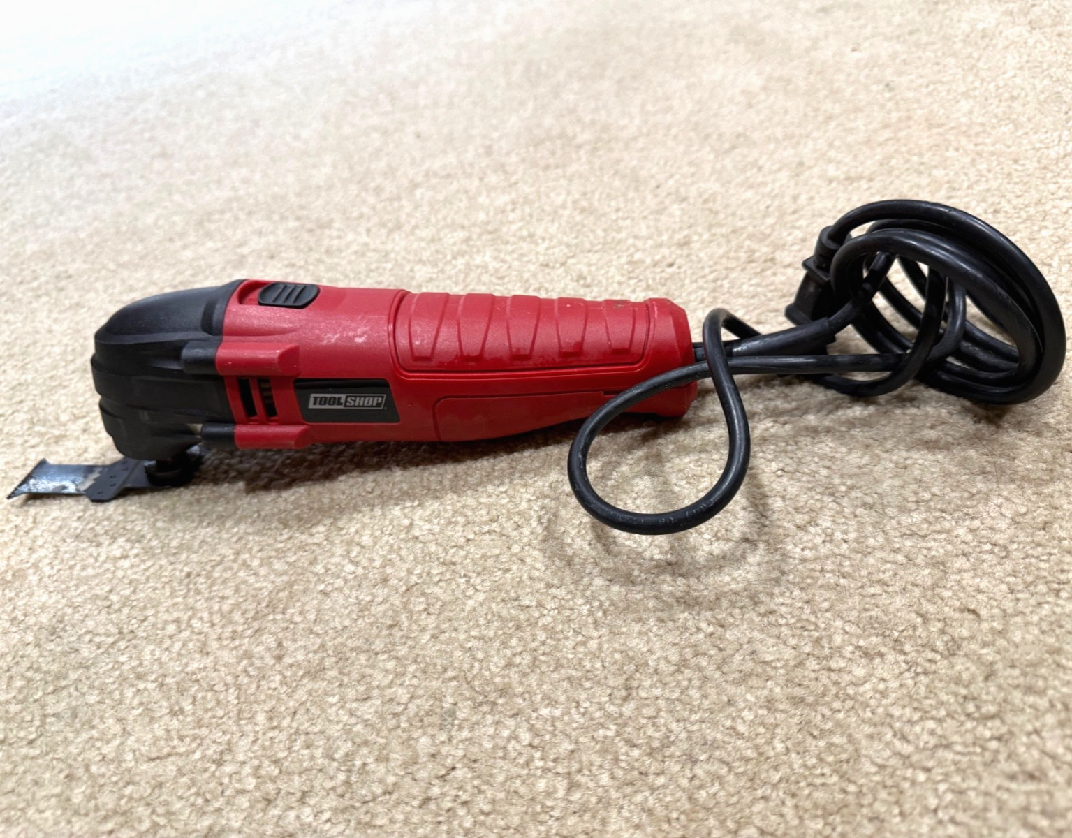 Tool Shop 1.5 Amp Corded Oscillating Multi Tool Saw Cutter Scraper w/ Blade