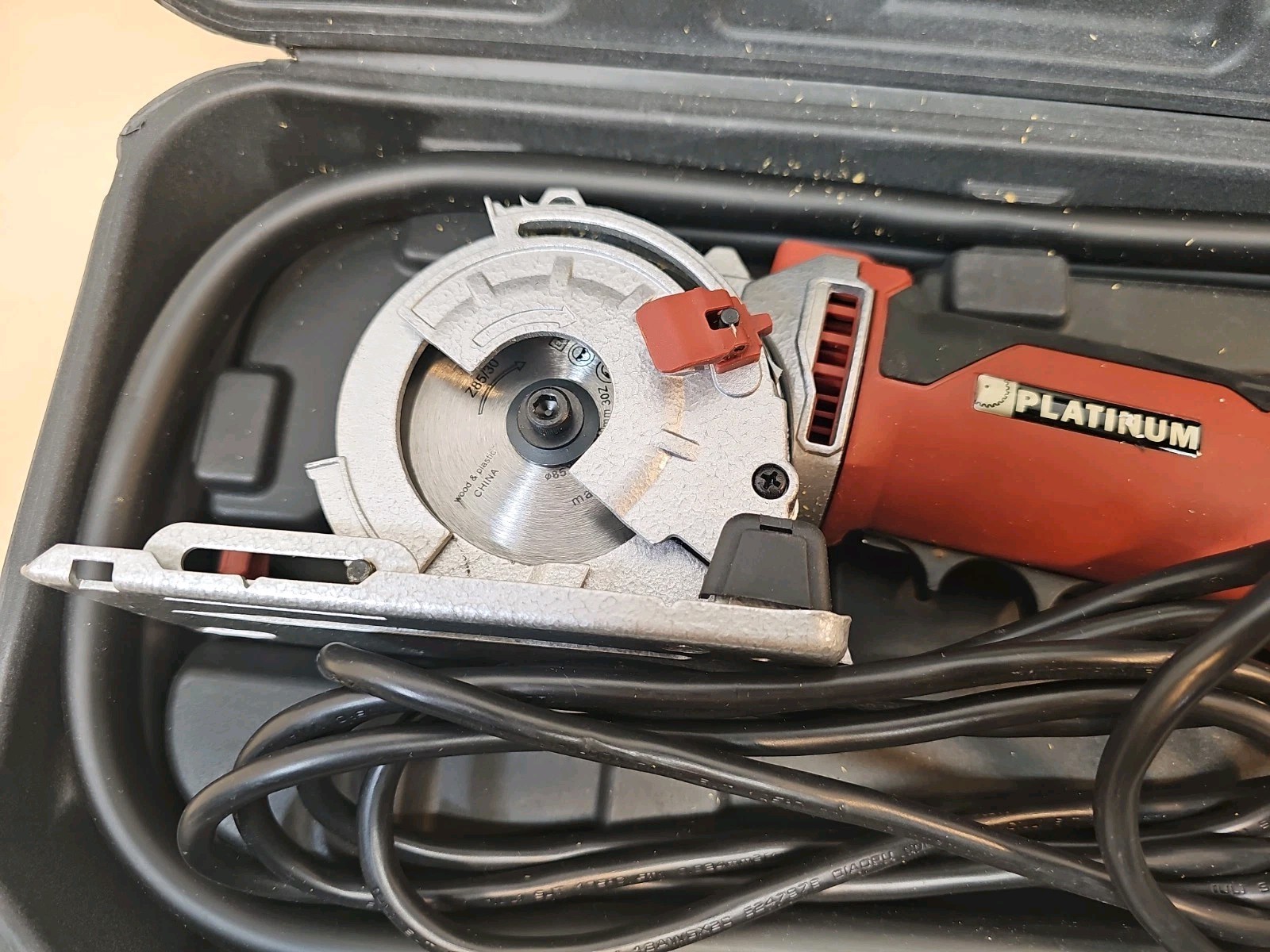 Platinum RZ200 Rotorazer Saw Corded Circular Saw (with 2 Extra Saw Blades) 500W