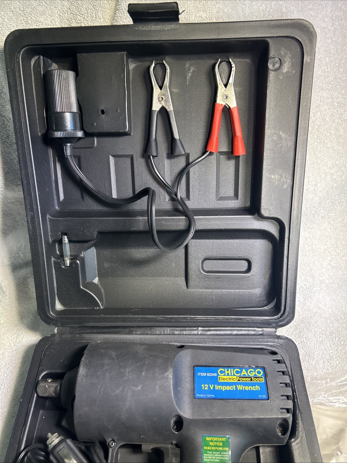 Chicago Electric Emergency 12 Volt Impact Wrench 1/2 Inc.