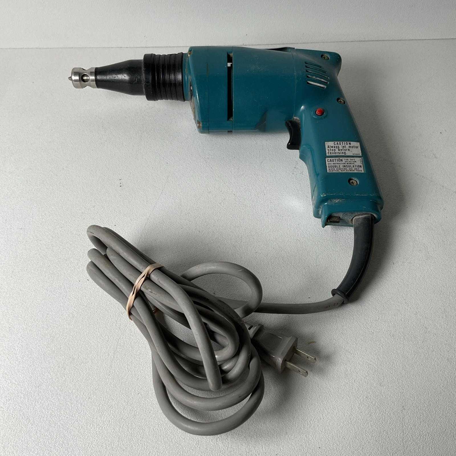 Makita 6800DBV Electric Drywall Screwdriver Gun 0-2500 RPM 3.5 Amps