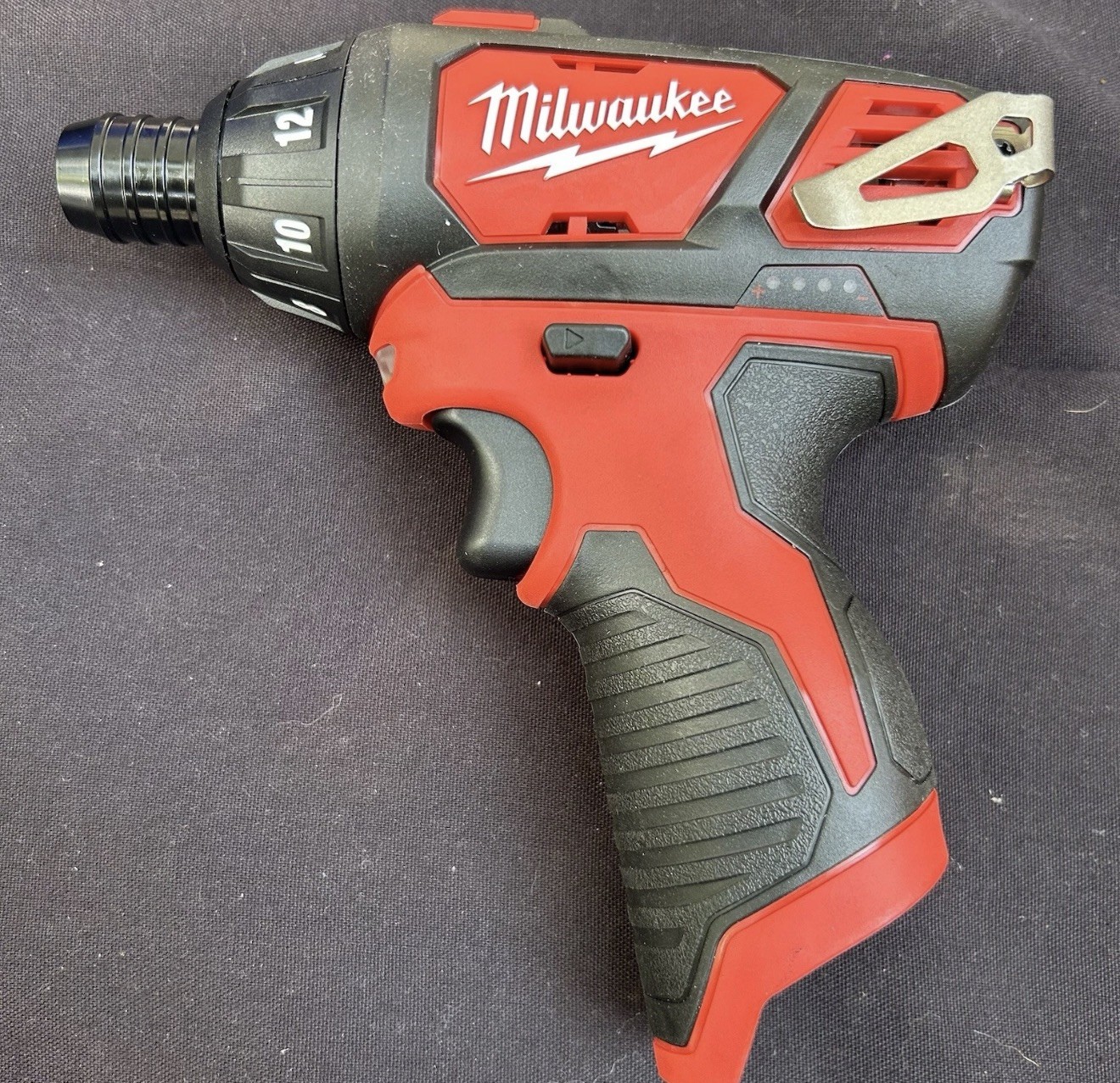 Milwaukee 2401-20 M12 1/4&Prime; Hex Screwdriver Tool Only