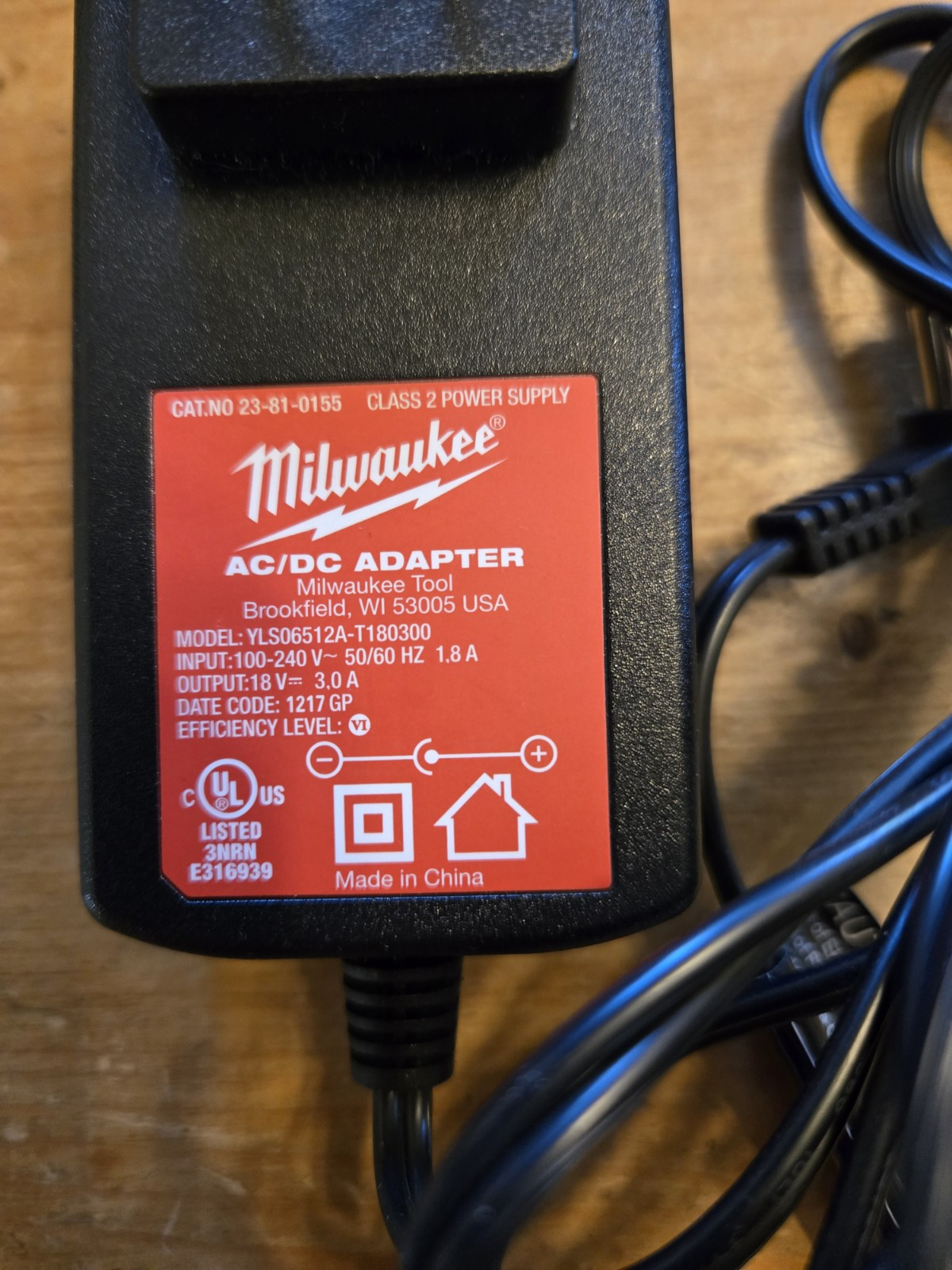 Milwaukee 23-81-0155 Class 2 Power Supply AC/DC Adapter Model: YLS06512A-T180300