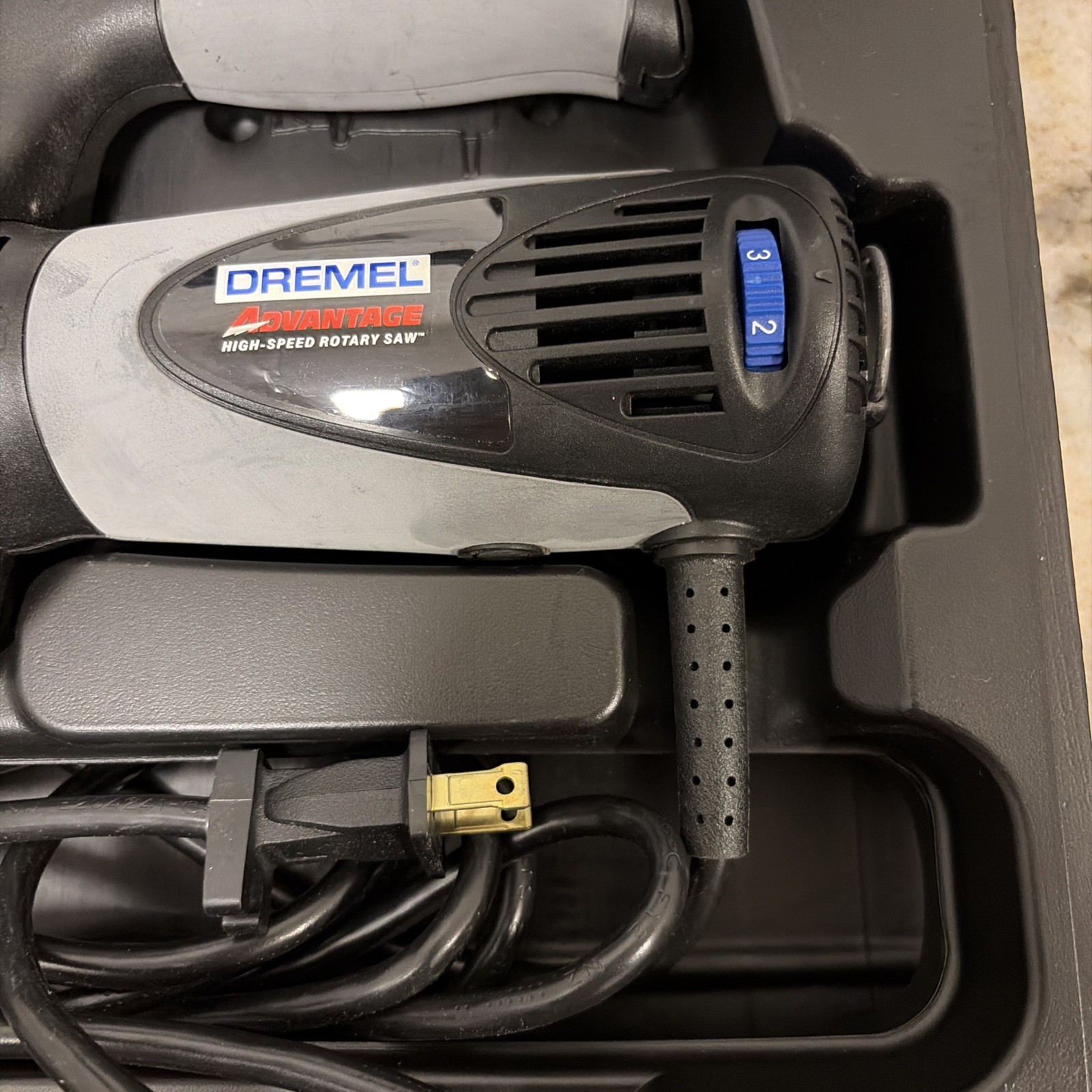 Dremel Advantage 9000 High Speed Rotary Saw Hard Case Manual Bit Wrench WORKS