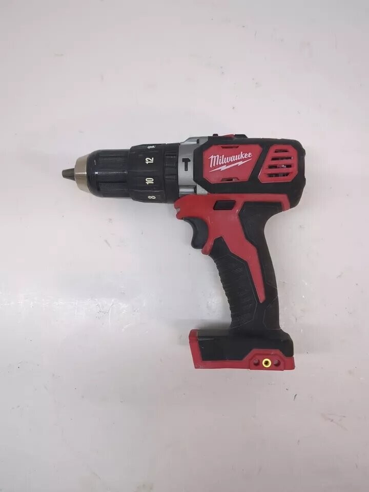 Milwaukee 2607-20 M18 Li-Ion 18V 1/2&Prime; Cordless Compact Hammer Drill/Driver