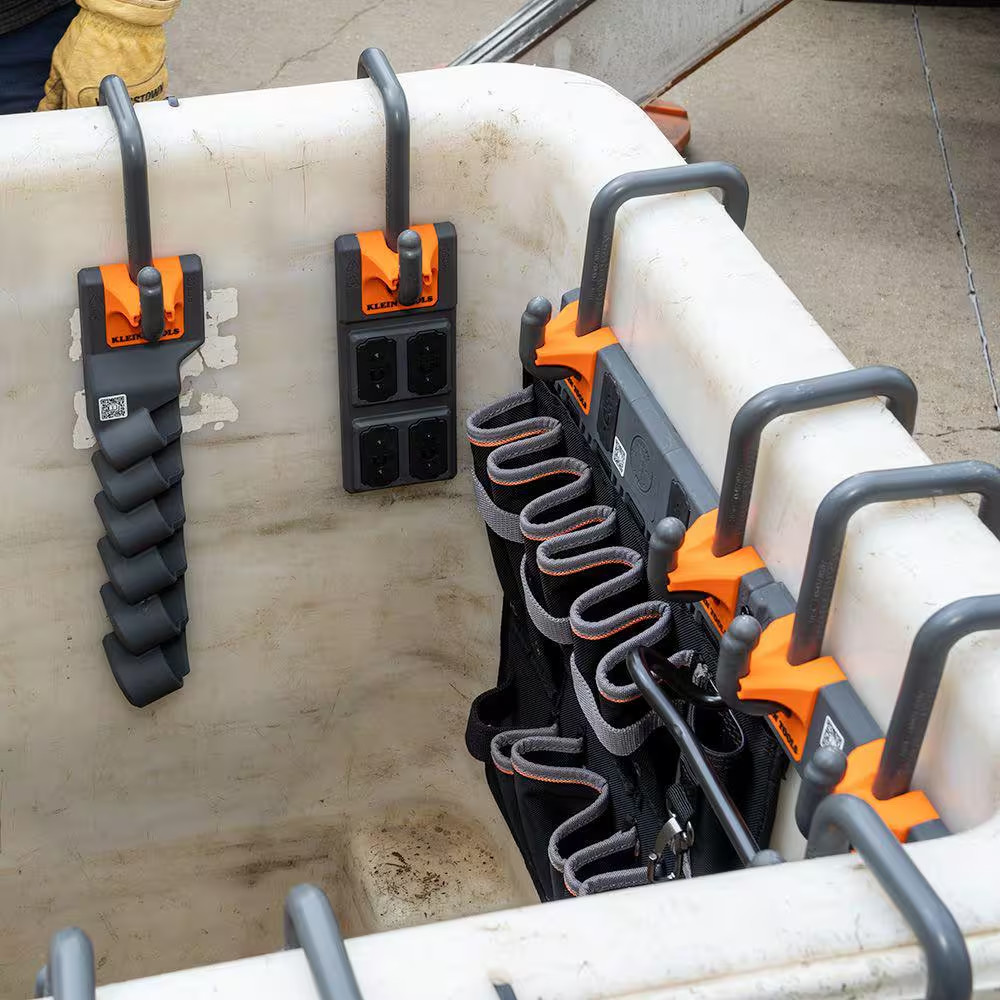 3.5 In. Socket Storage Module, S-Hook