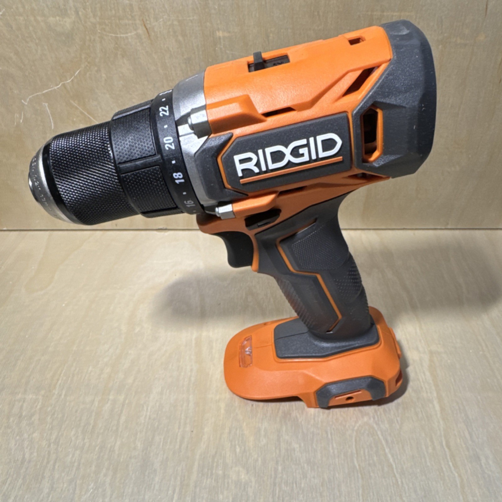 RIDGID R860010 18V Compact Drill/Driver 1/2&Prime; Keyless Orange/Black Battery No Box