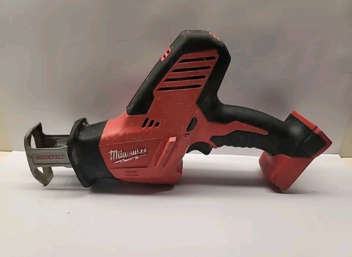 Milwaukee M18 18V Hackzall Reciprocating Saw (2625-20) For Parts