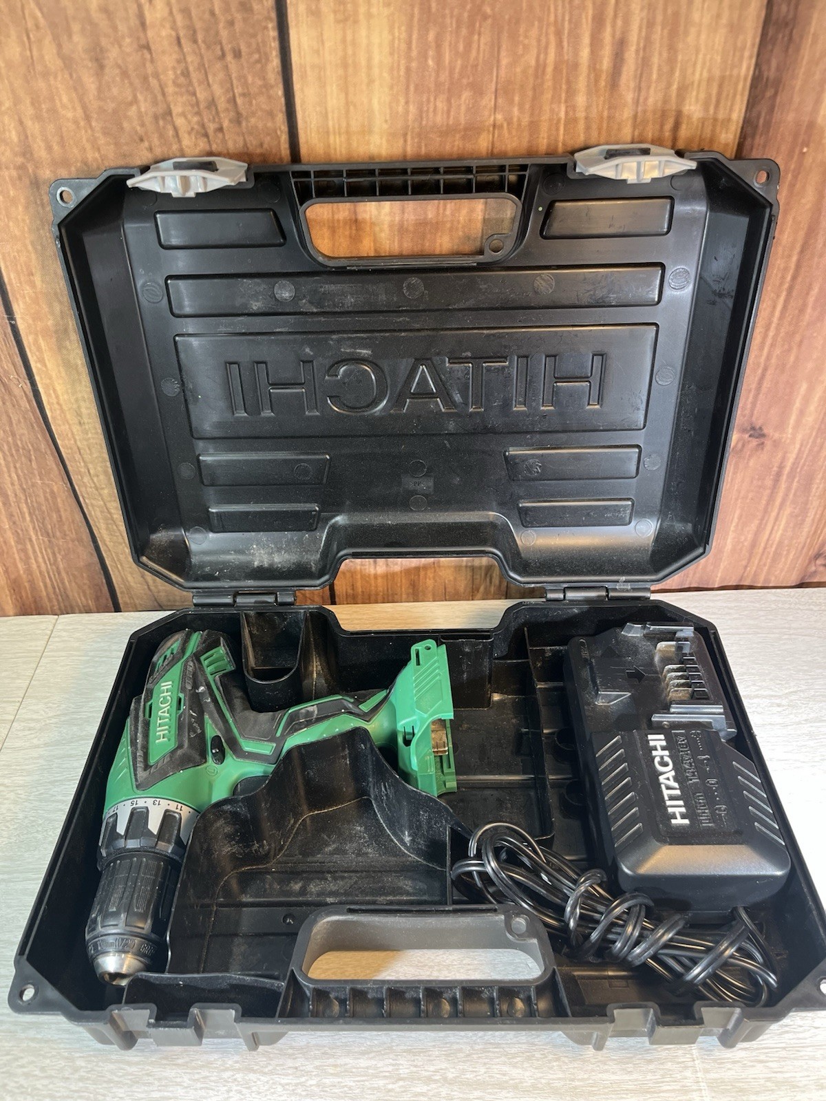 Hitachi DS18DGL 18V Lithium-Ion 1/2 in. Drill Driver W/box & Charger No Battery