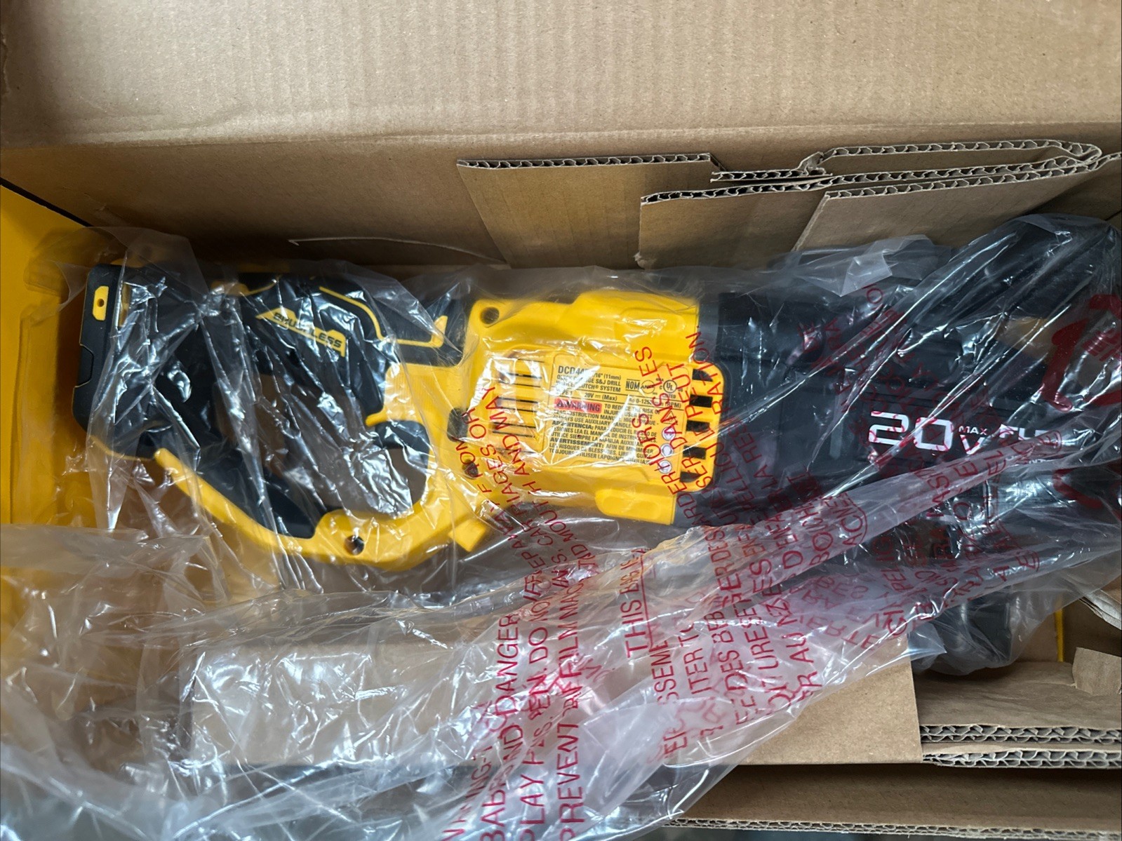 DEWALT DCD445B 20 V Drill Set – Yellow