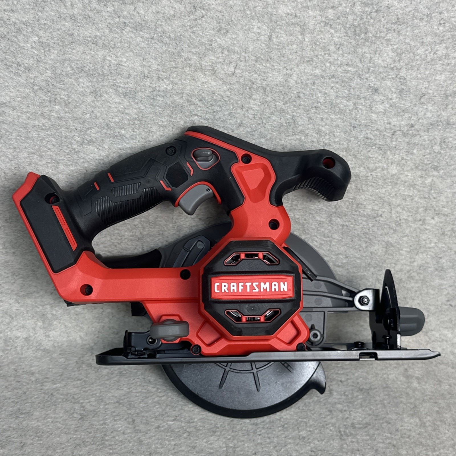 Craftsman 20V Cordless 5&Prime; Circular Saw W/Blade CMCS505 New Free Ship