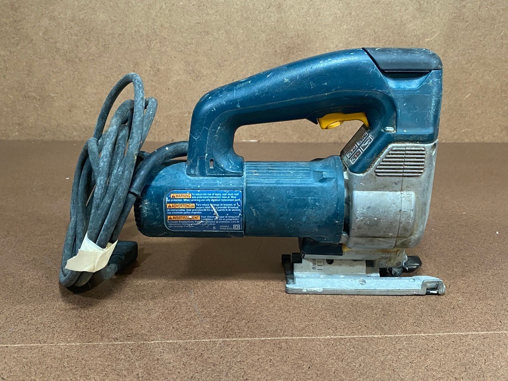 Bosch Corded Variable Speed Jigsaw 1587AVS ~ Tool Only