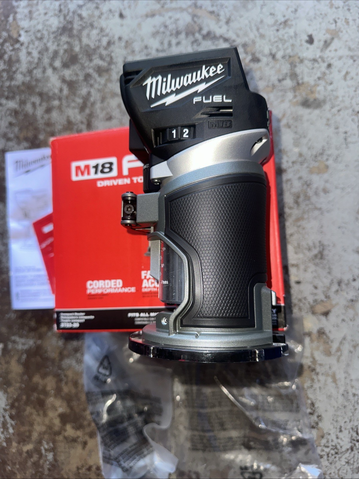 NEW! Milwaukee M18 FUEL BLACKED OUT Compact Router (2723-20) 2025