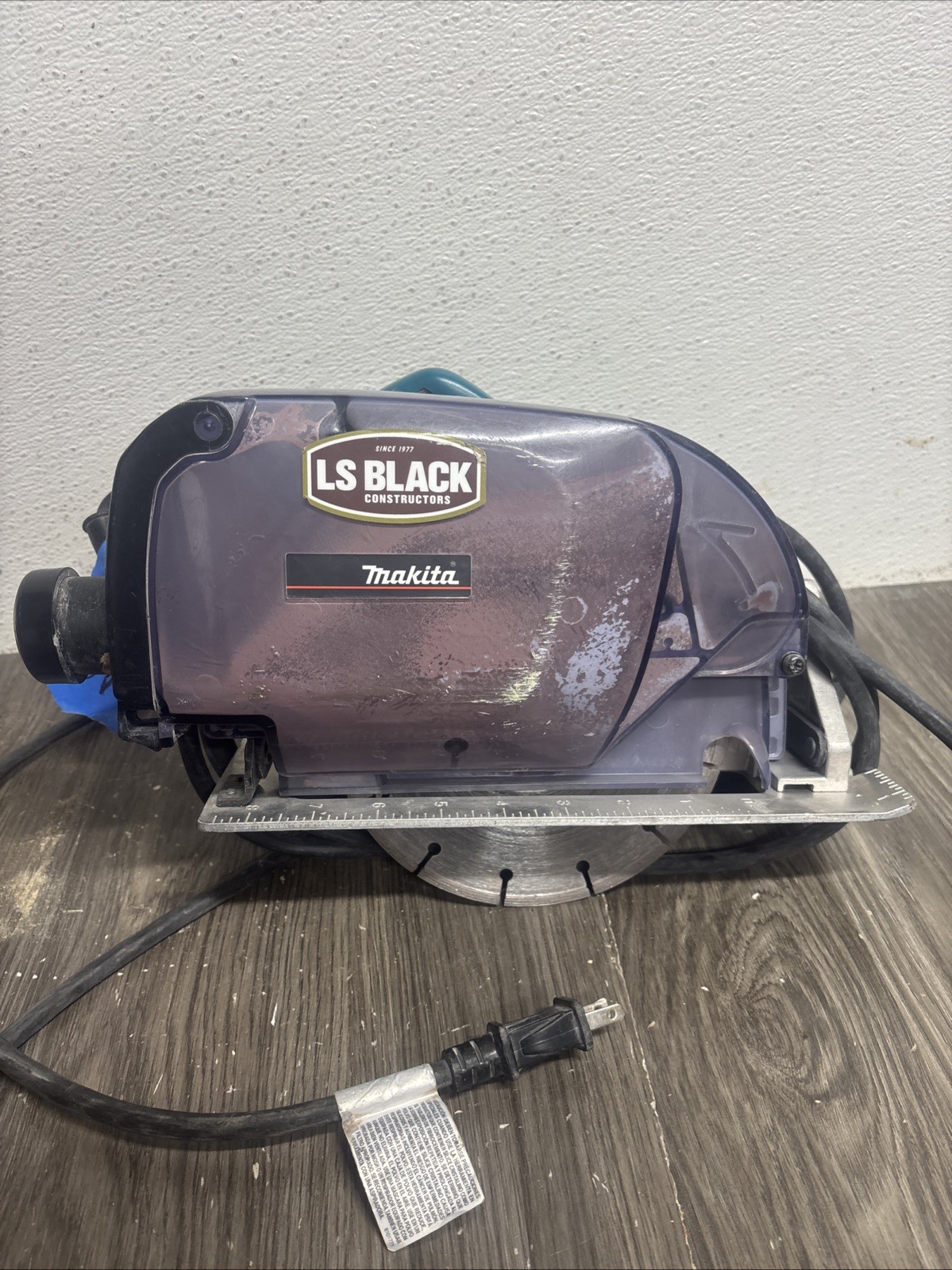 Makita 5057KB 7-1/4 in. Circular Saw with Dust Collection. 120V, 13A, #T3