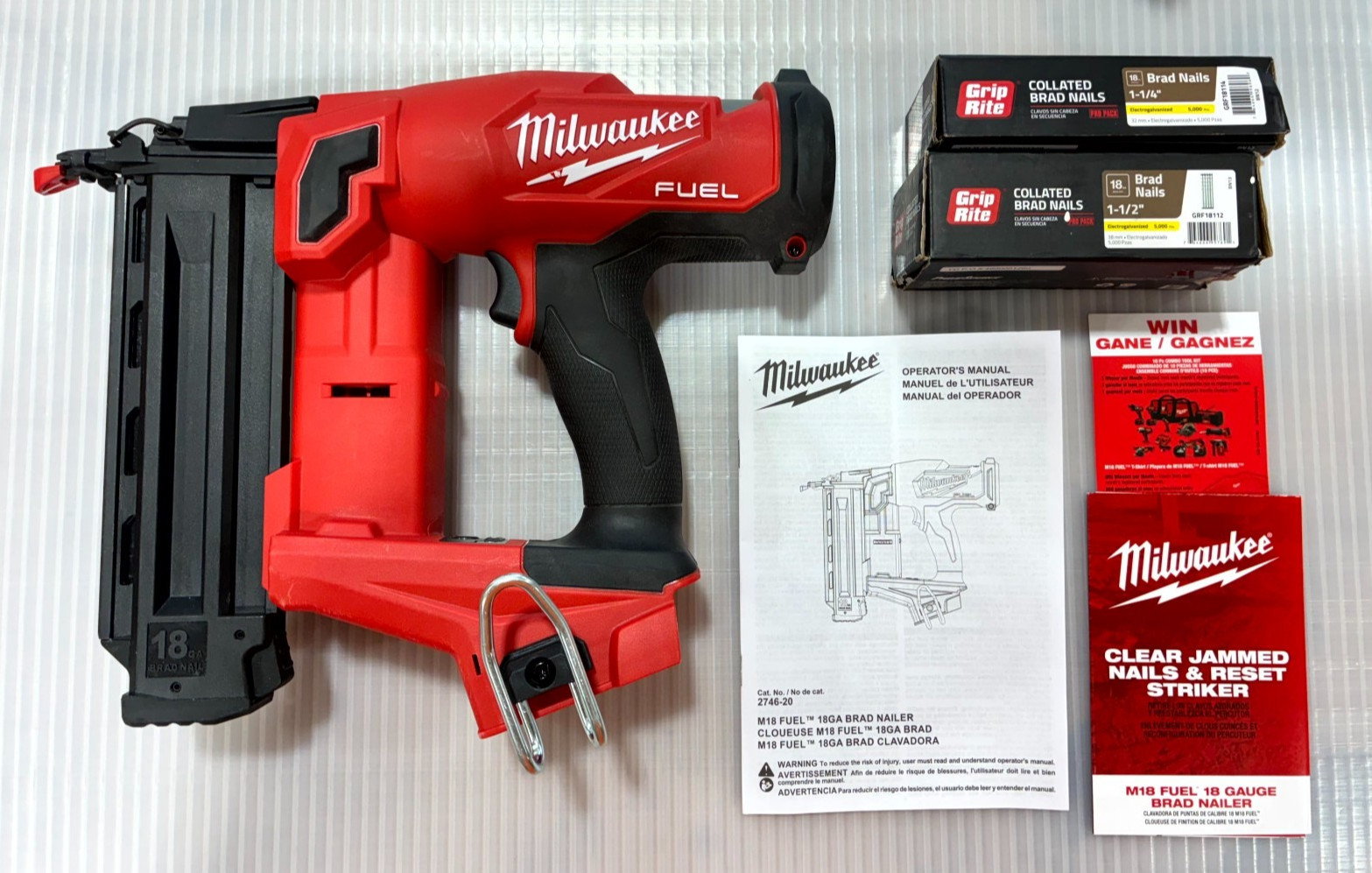 Milwaukee 2746-20 M18 FUEL 18V – 18 Gauge Brad Nailer – Bare Tool