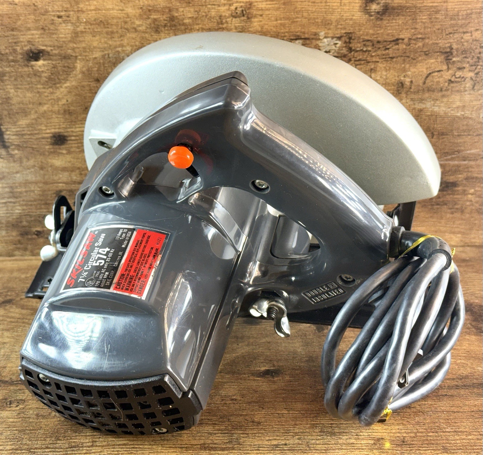 Vintage SKILSAW 574 7-1/4” Circular Saw 10A 1-3/4 HP USA w/ Original Case 1982