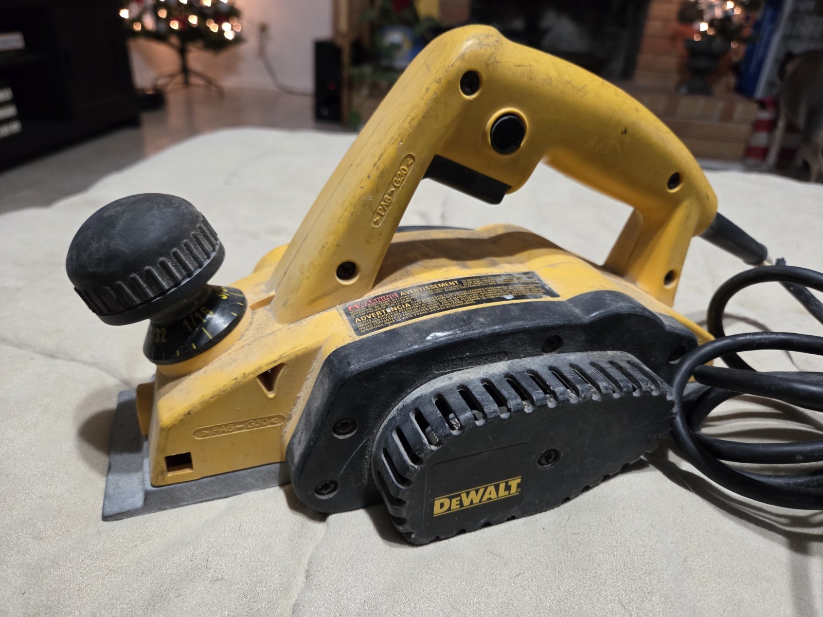 DEWALT DW680 2.5mm Corded Planer (CP1017253)
