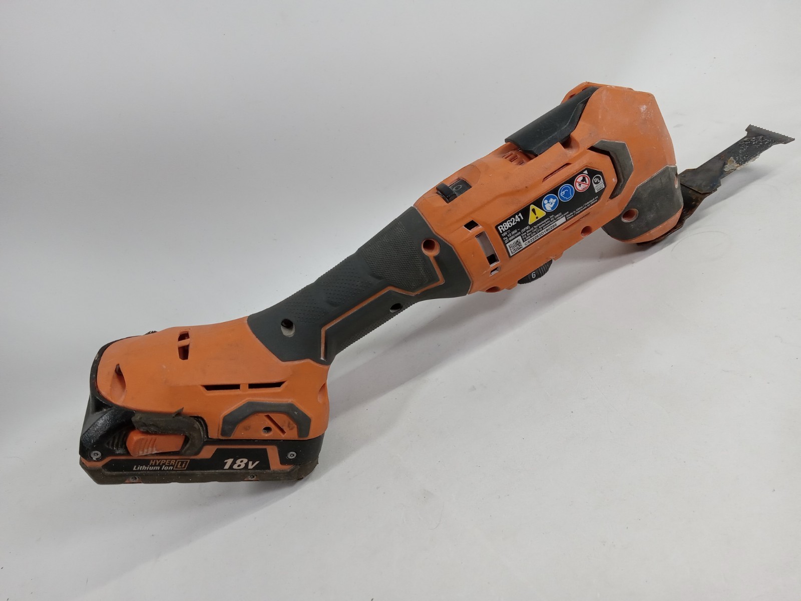 Ridgid R86241 18V Cordless Oscillating Multi Tool +Battery