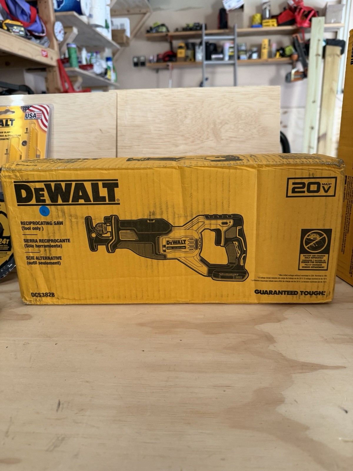 DeWalt DCS382B 20V MAX XR Brushless Cordless Reciprocating Saw, Tool Only