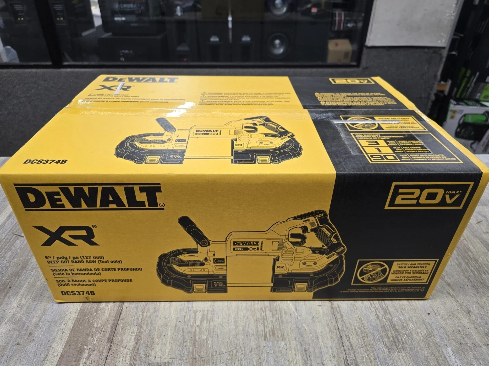 DEWALT DCS374B DEWALT 20V MAX XR Cordless Deep Cut Band Saw New In Box Bare Tool