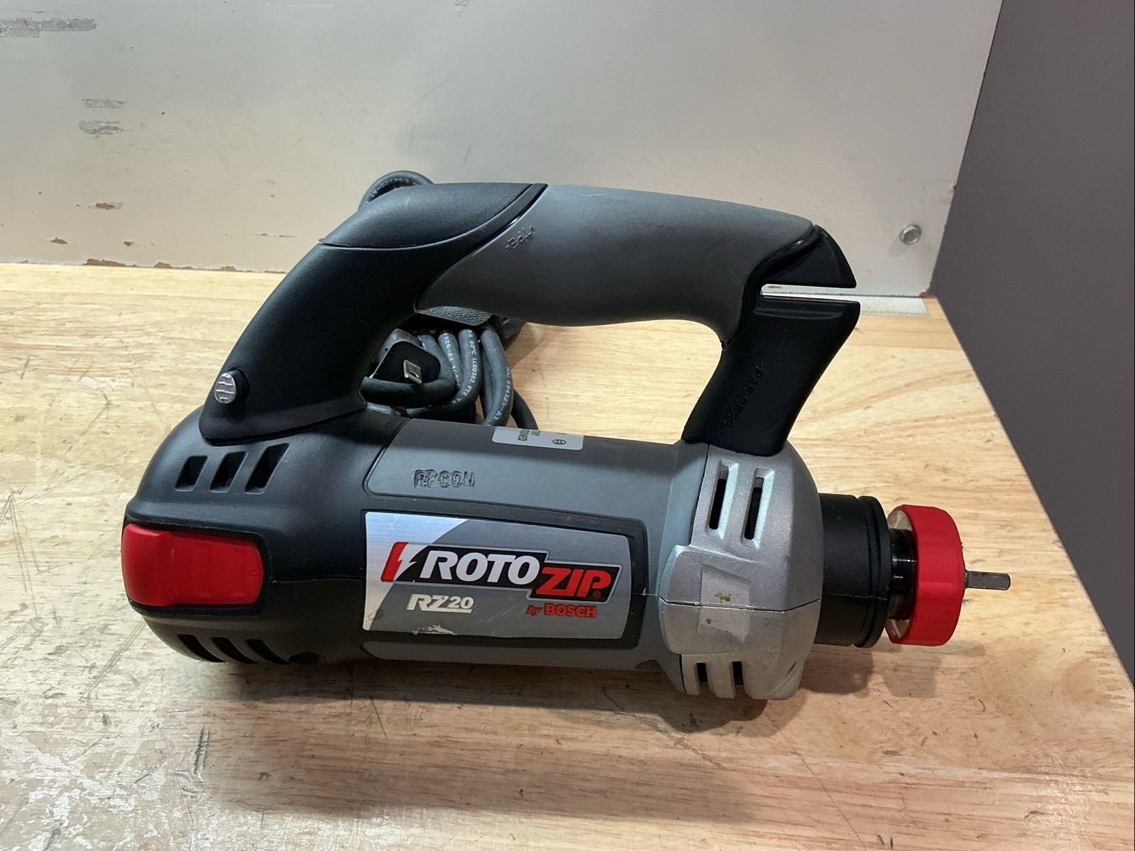 Roto Zip Spiral Saw RZ 20, ZM3 Saw Mate, Bag, Cutting Wheels, Manual & Bag