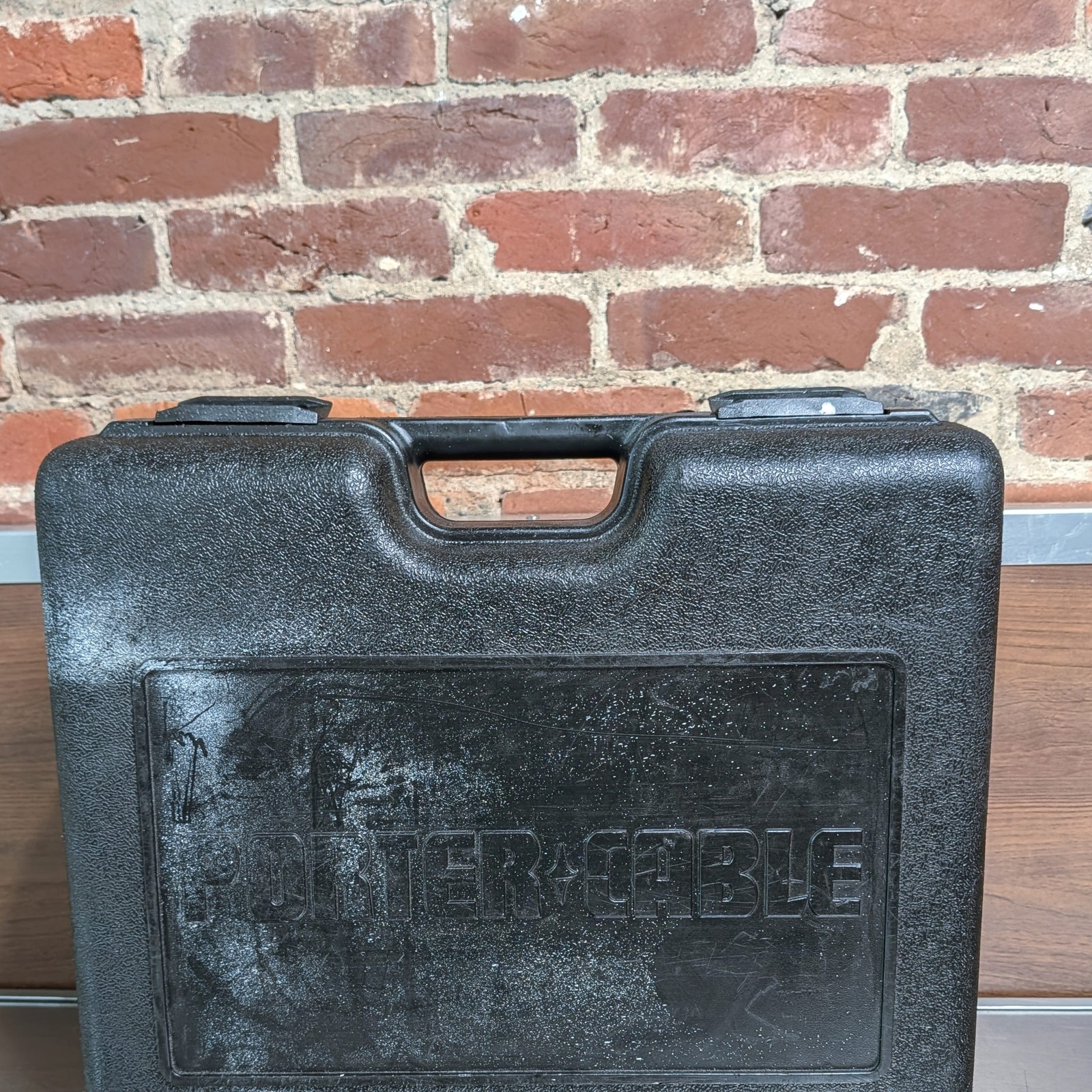 Porter Cable 6902 Heavy Duty Router w/ 1001 fixed base 6931 plunge base & case