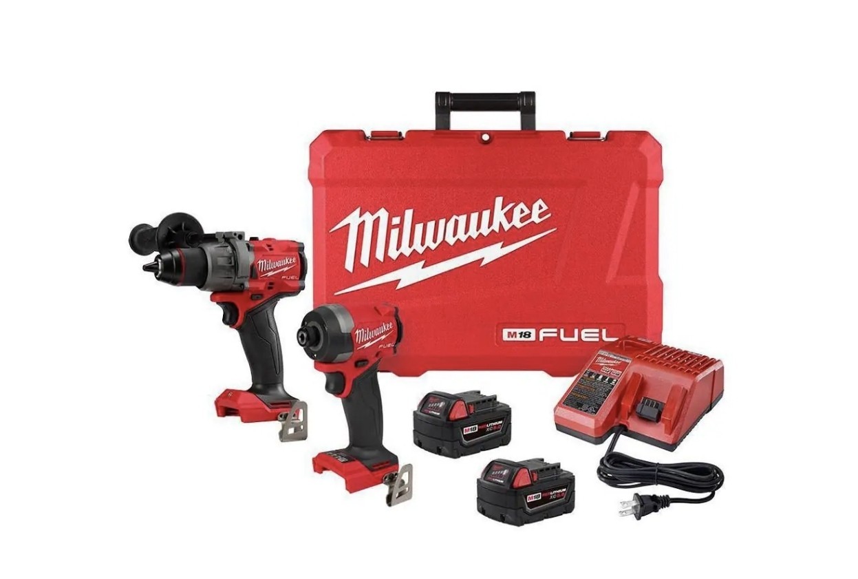 Milwaukee M18 FUEL 18V 2-Tool Combo Kit (3697-22) VERY GOOD SKU-73
