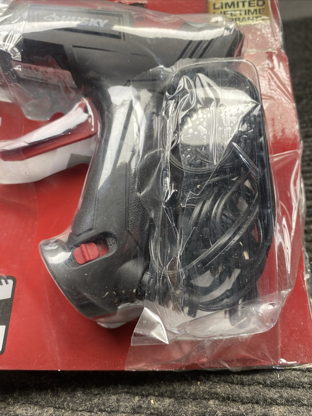 Husky Dual Temp Mini Glue Gun – 1008 168 577