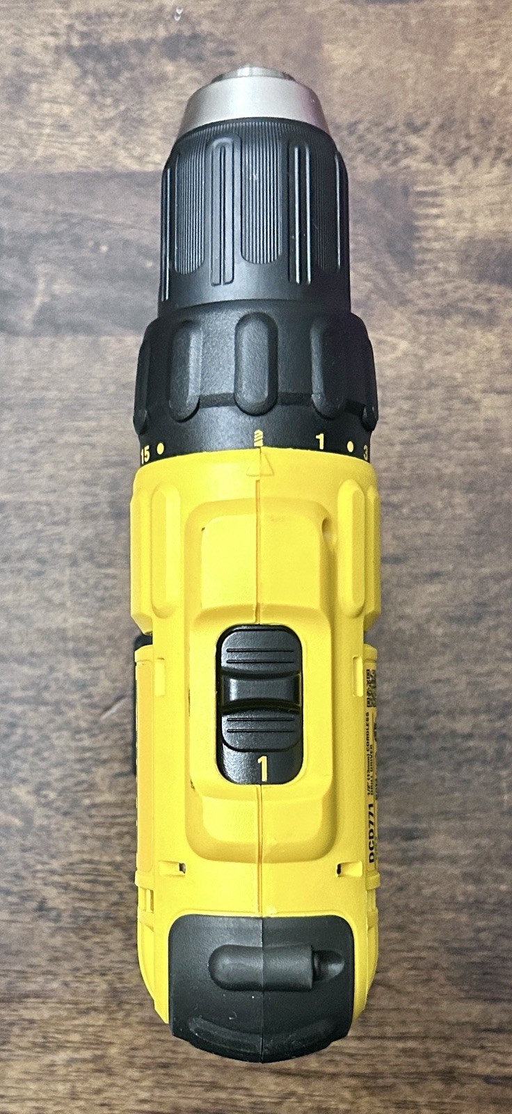 New DEWALT 20V MAX 1/2 Cordless Drill Driver Kit With Battery/Charger/Bag DCD771