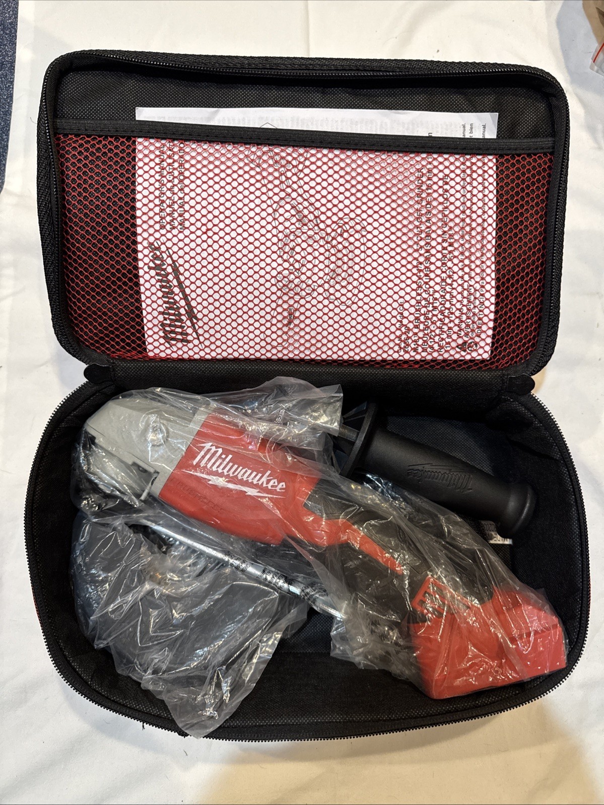 Milwaukee M18 Grinder with Paddle Switch BRUSHLESS 4.5&Prime;/5&Prime; 2686-20 (Tool Only)