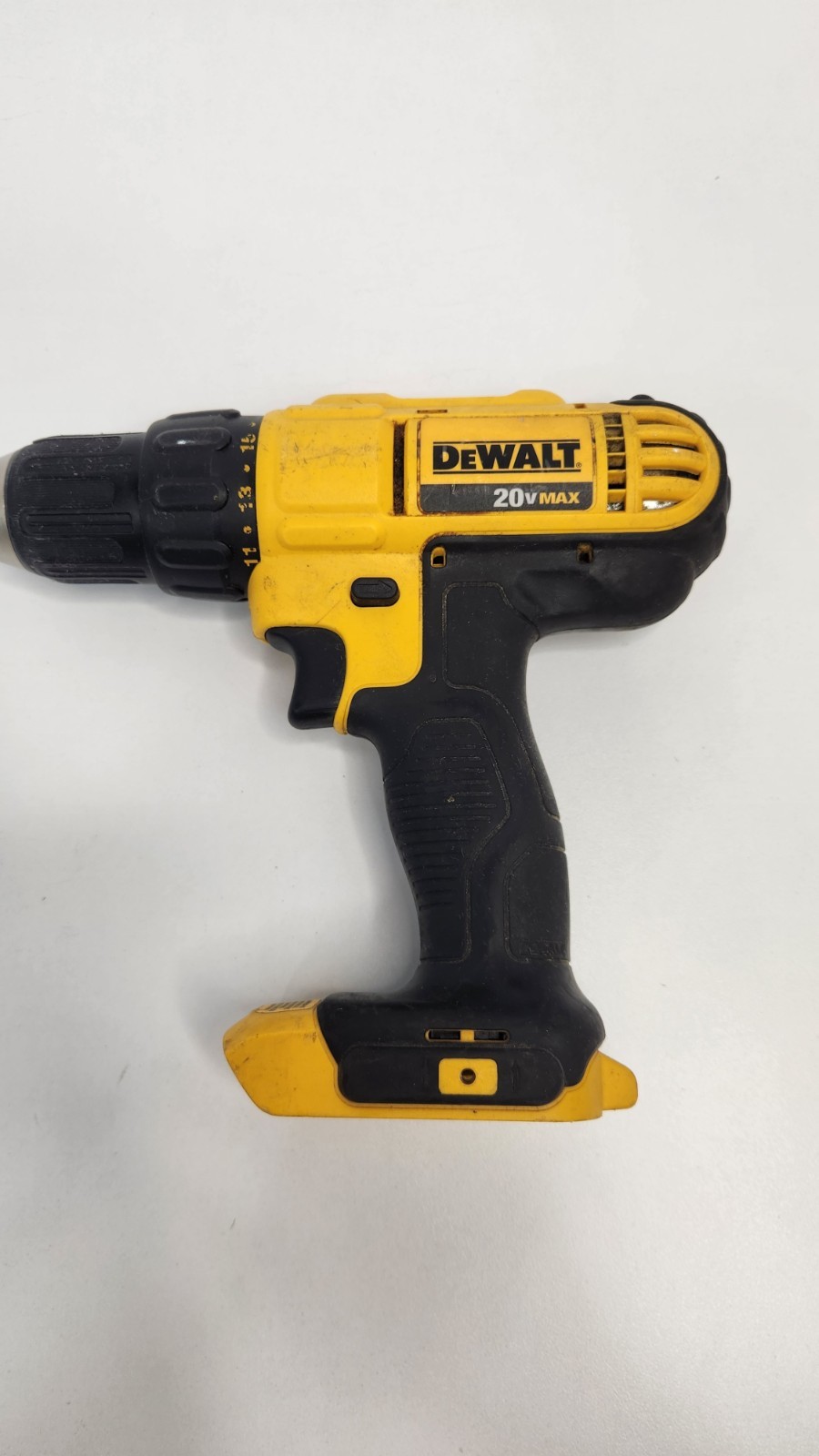 DeWalt DCD771 20V Max Li-Ion 1/2&Prime; Drill/Driver – Bare Tool only