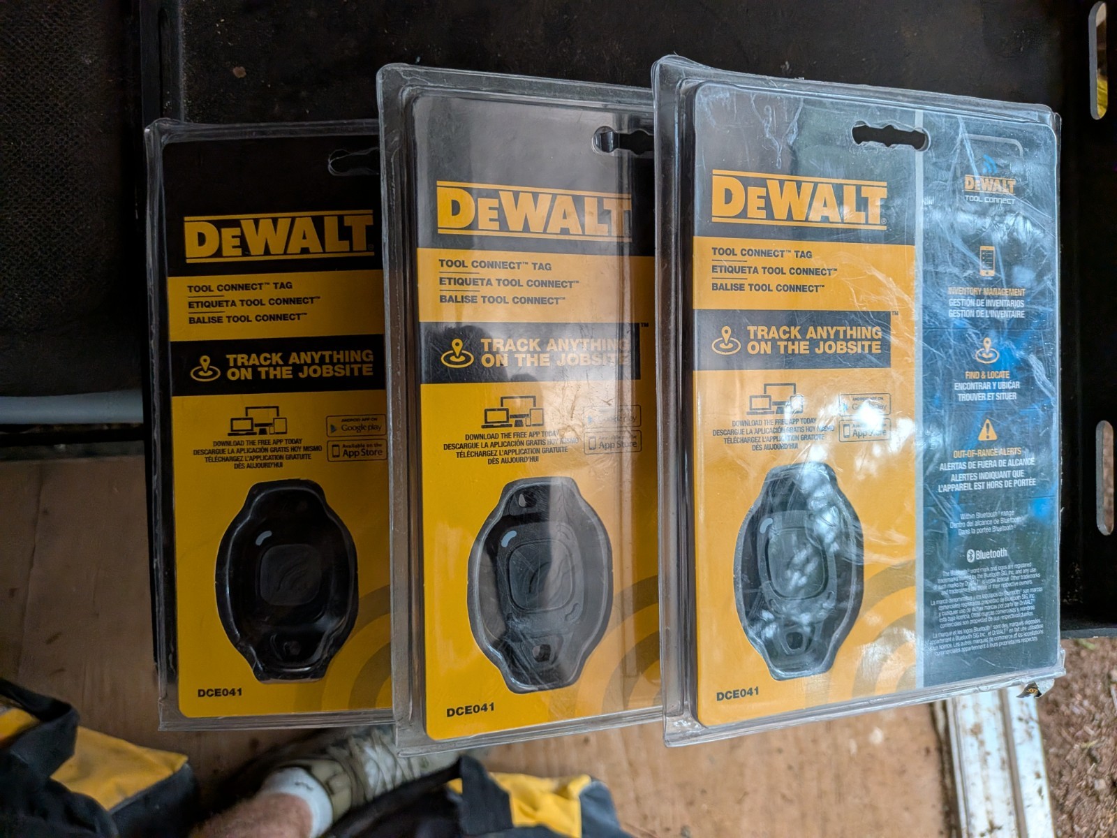 DEWALT DCE041 Bluetooth Tracker Tool Connect Tag ***LOT OF 3***