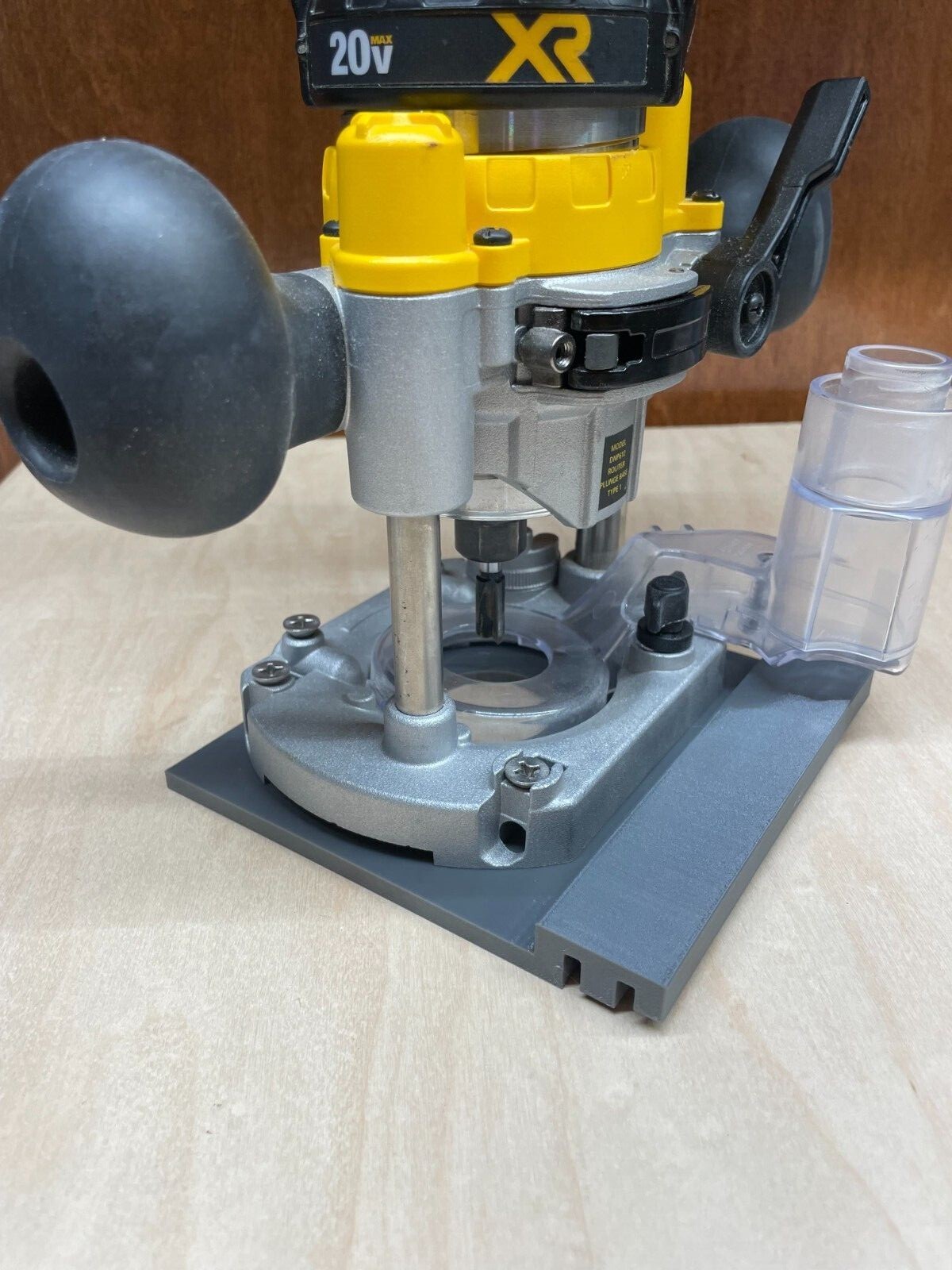 Dewalt Plunge Router Adapter for Festool Track Saw Guide Rails – DCW600B, DWP11