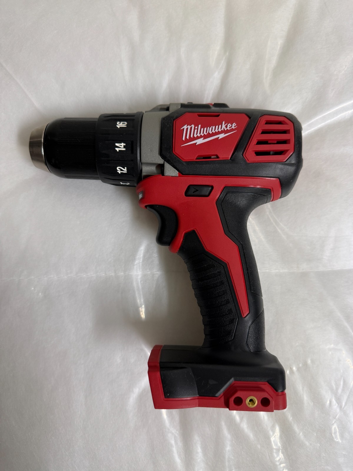 Milwaukee 1/2 » (13mm) 18V Drill/Driver Tool Only