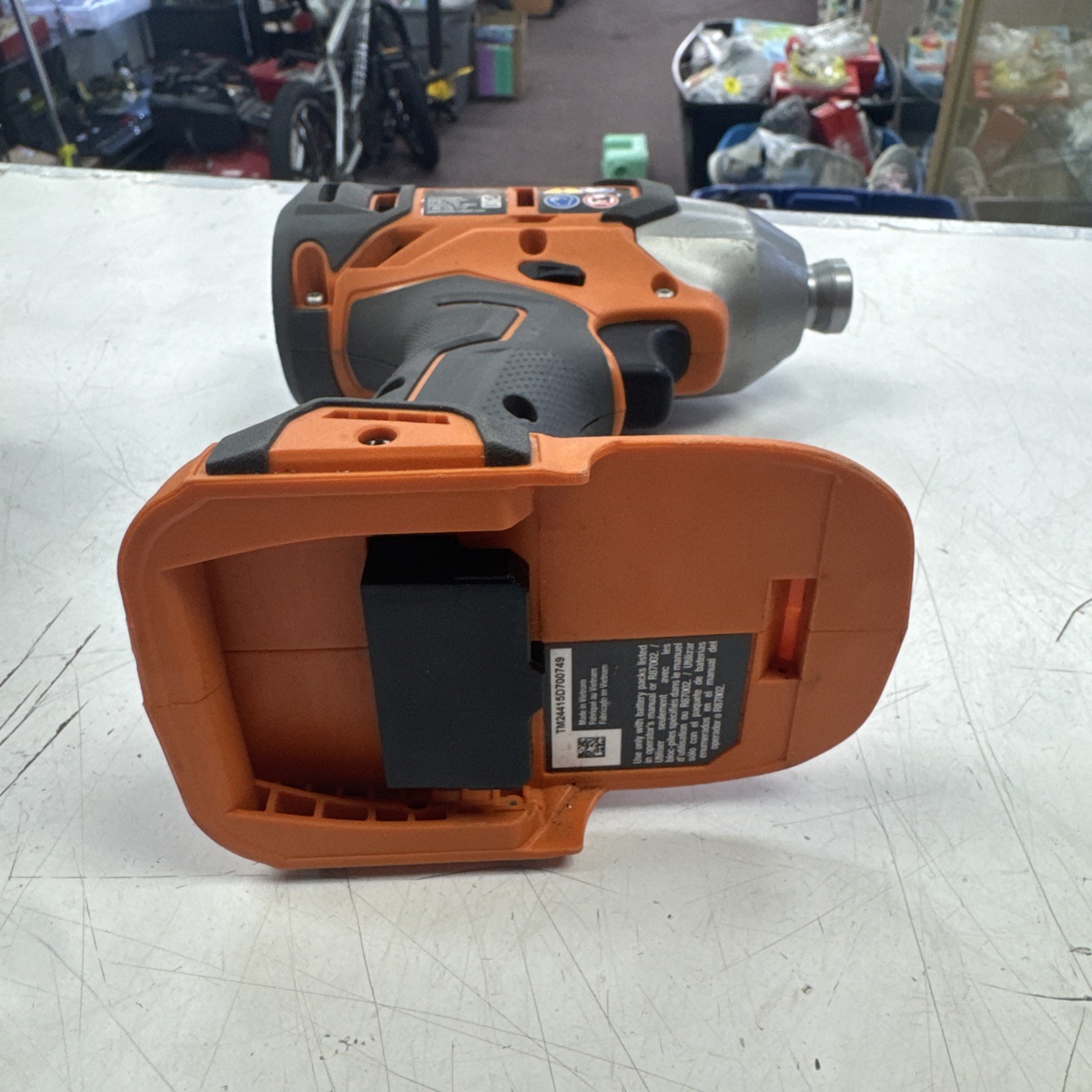 RIDGID R860021 18V Lithium-Ion Compact Drill/Driver – Orange Gray (Tool Only)