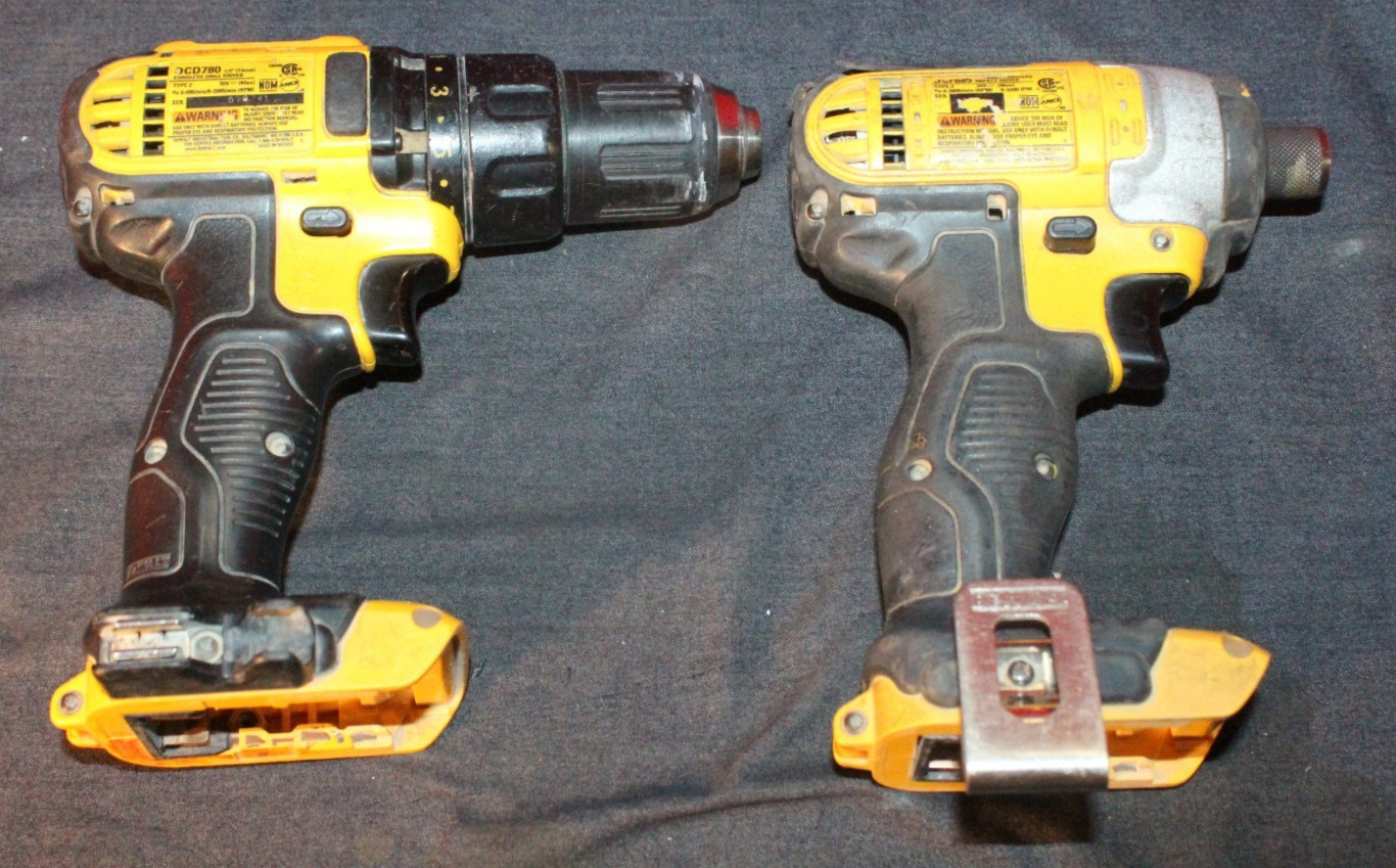 DEWALT DCD780 1/2&Prime; Drill Driver DCF885 1/4&Prime; Impact Drill Lot AO4077924