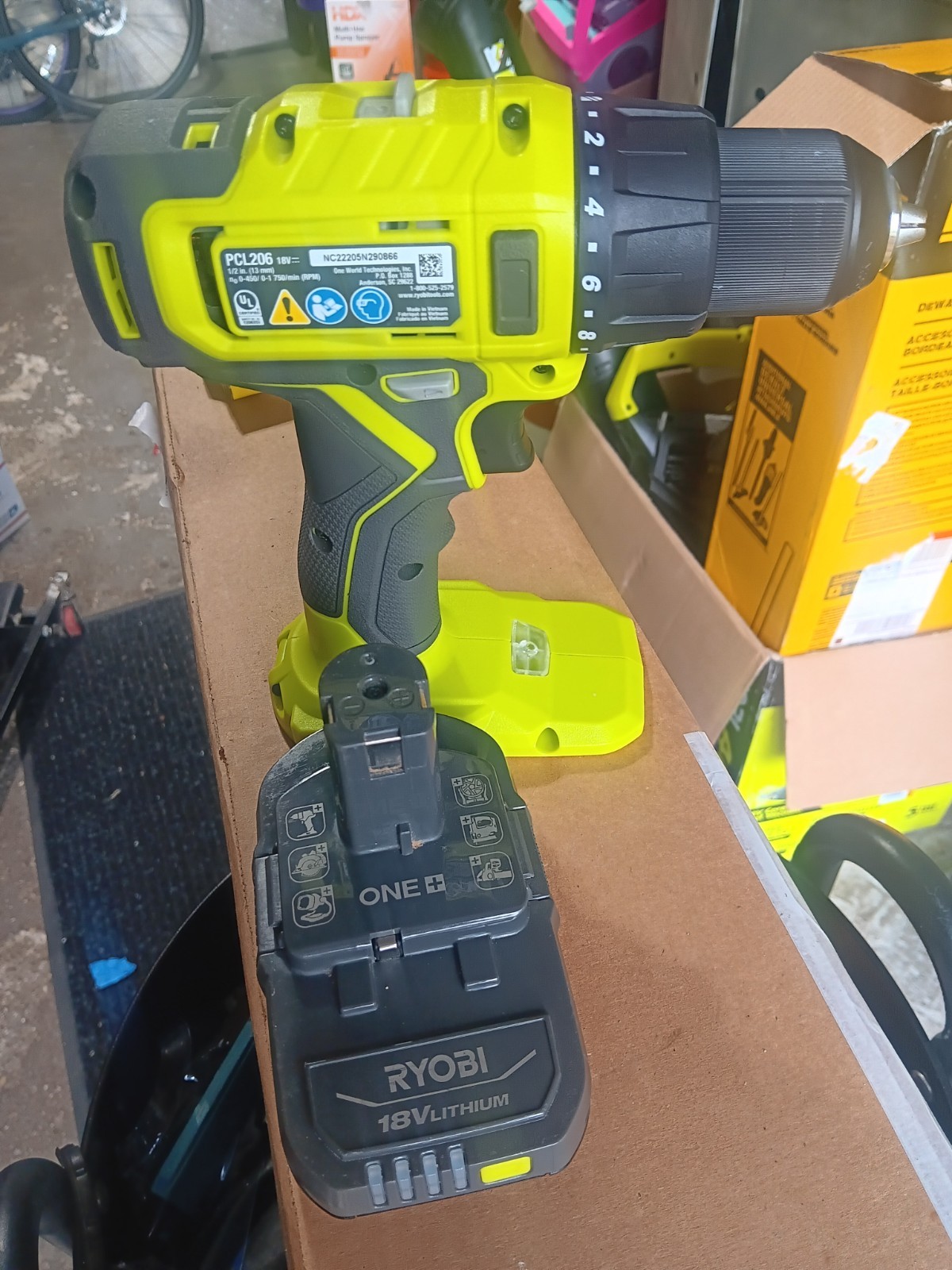 1.5 Ah Battery & RYOBI PCL206 ONE+ 18V Cordless Drill/Driver Keyless Chuck