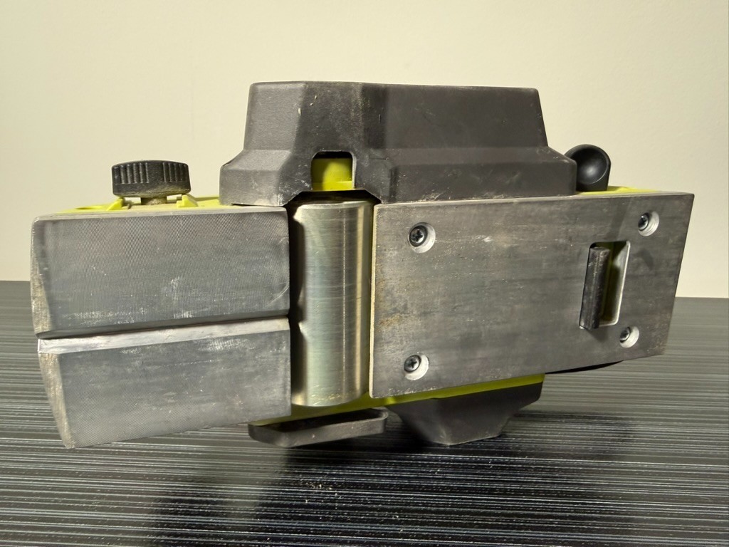 2x Ryobi Tools: Planer + Belt Sander, Ryobi Bag, Dust Collector, etc.