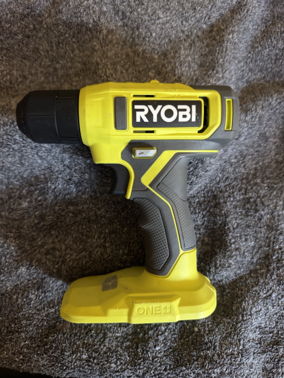 Ryobi PCL201 Mini Drill/Driver Cordless Keyless Chuck Lightweight Green 3/8”