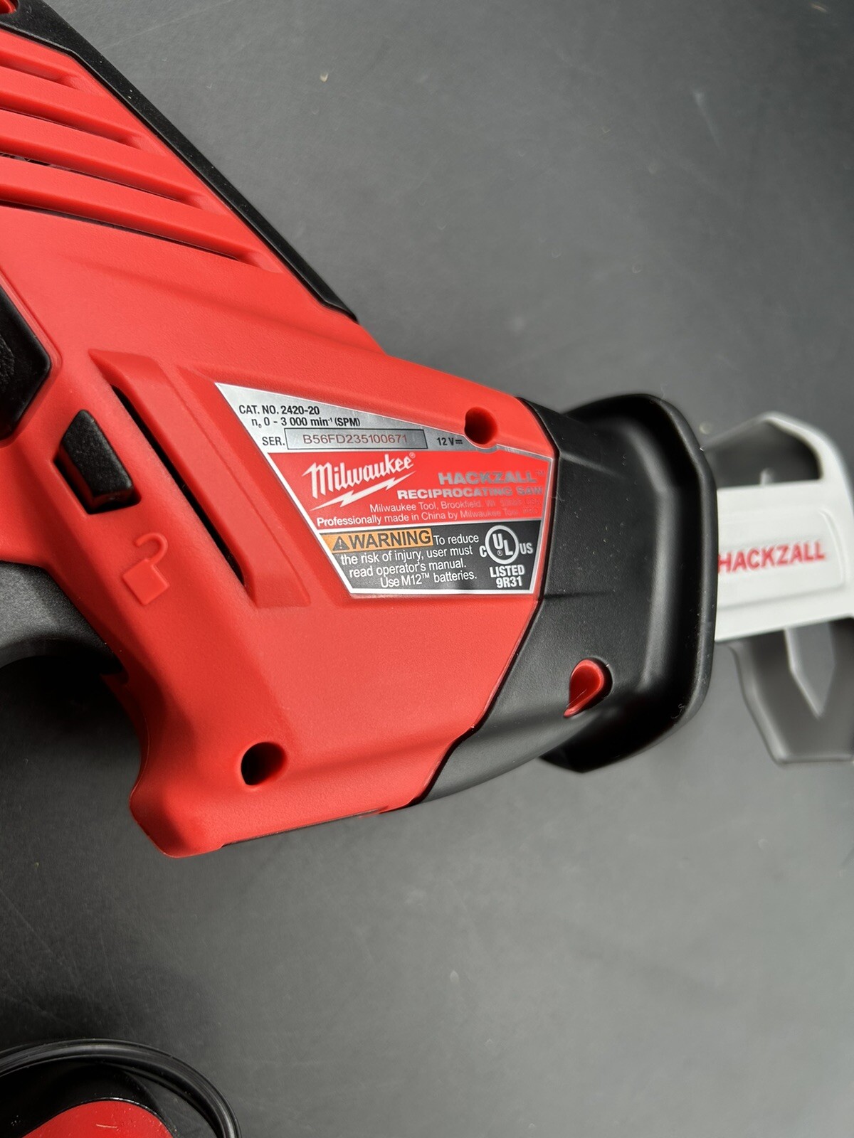 Milwaukee 2420-20 M12 Hackzall Reciprocating Saw w/ (1) 4.0 Ah Battery & Blade
