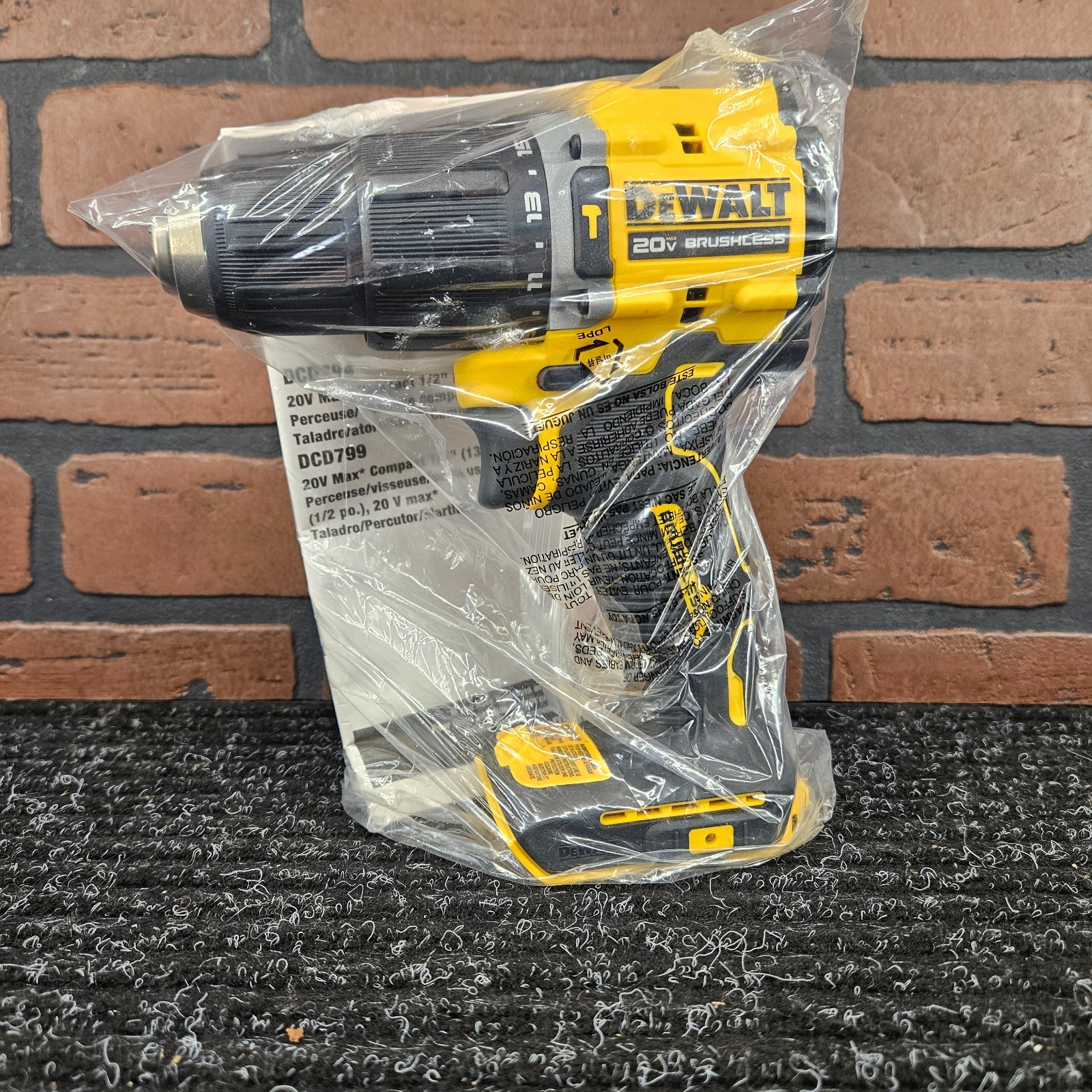 Dewalt DCD799 20V MAX Ultra Compact 1/2&Prime; Drill Driver/Hammer Drill-***NEW***