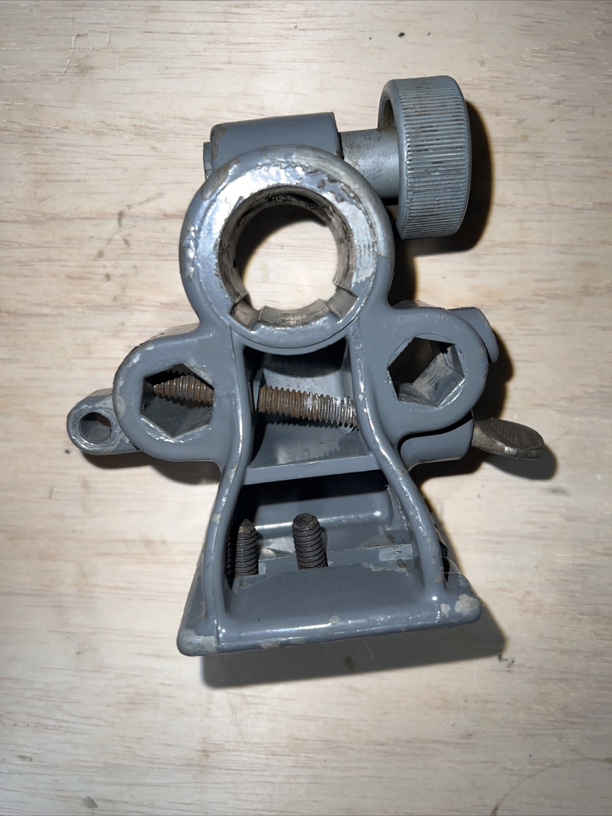 Original Vintage Delta Rockwell 24&Prime; 40-440 Scroll Saw Upper Bracket NSS-275